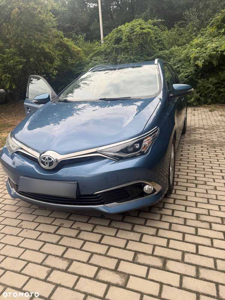 Toyota Auris 1.6 D-4D Prestige - 17