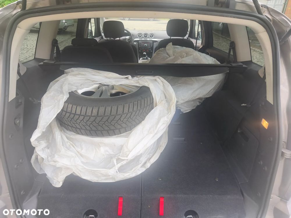 Ford S-Max 2.0 TDCi DPF Business Edition - 11