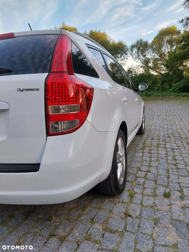 Kia Ceed 1.6 Crdi Comfort - 23