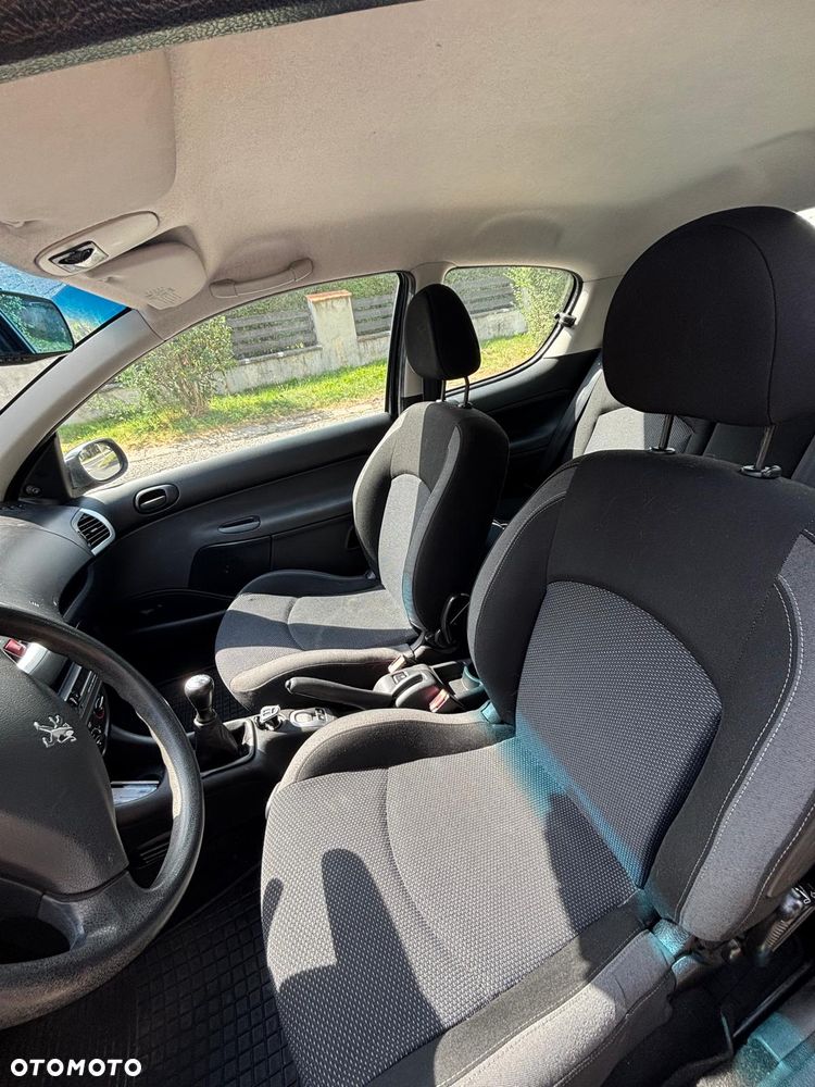 Peugeot 206 plus - 6