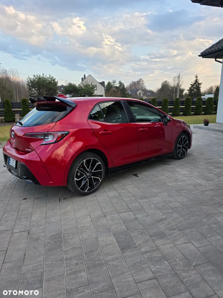 Toyota Corolla - 12