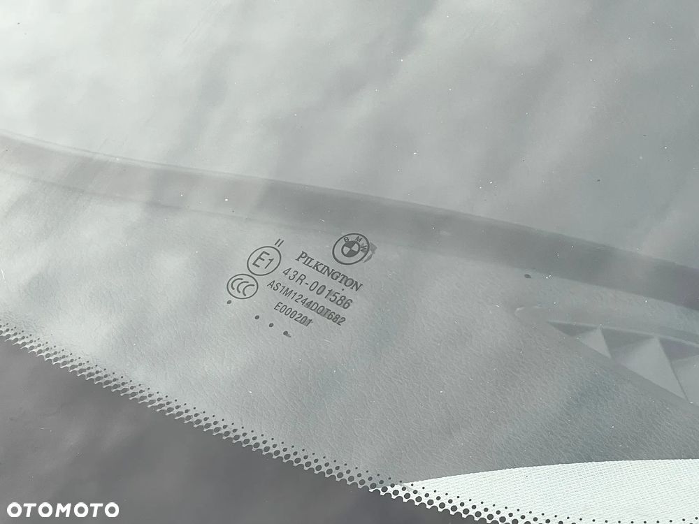 BMW X1 sDrive18i - 11