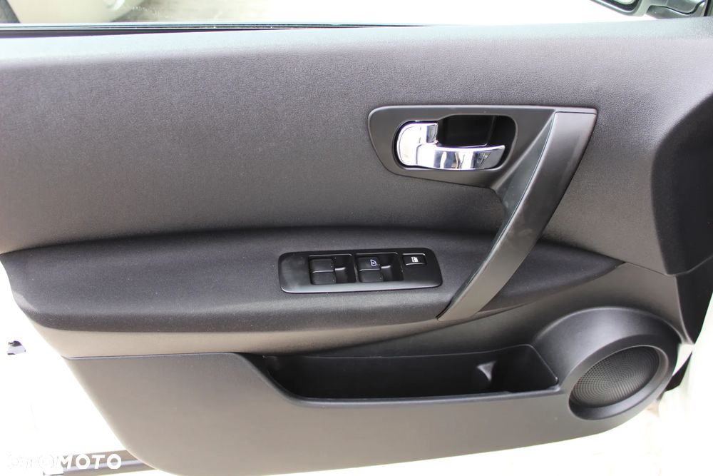 Nissan Qashqai - 13