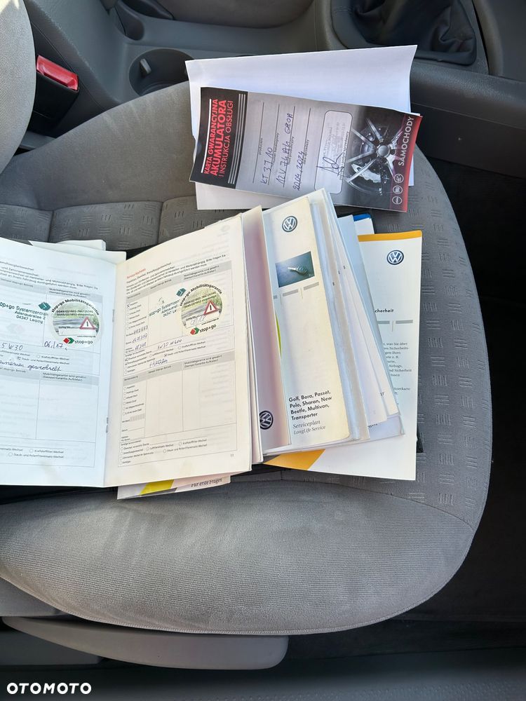 Volkswagen Passat - 20