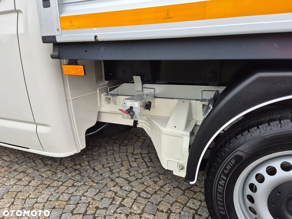 Volkswagen T5 Wywrotka - 15