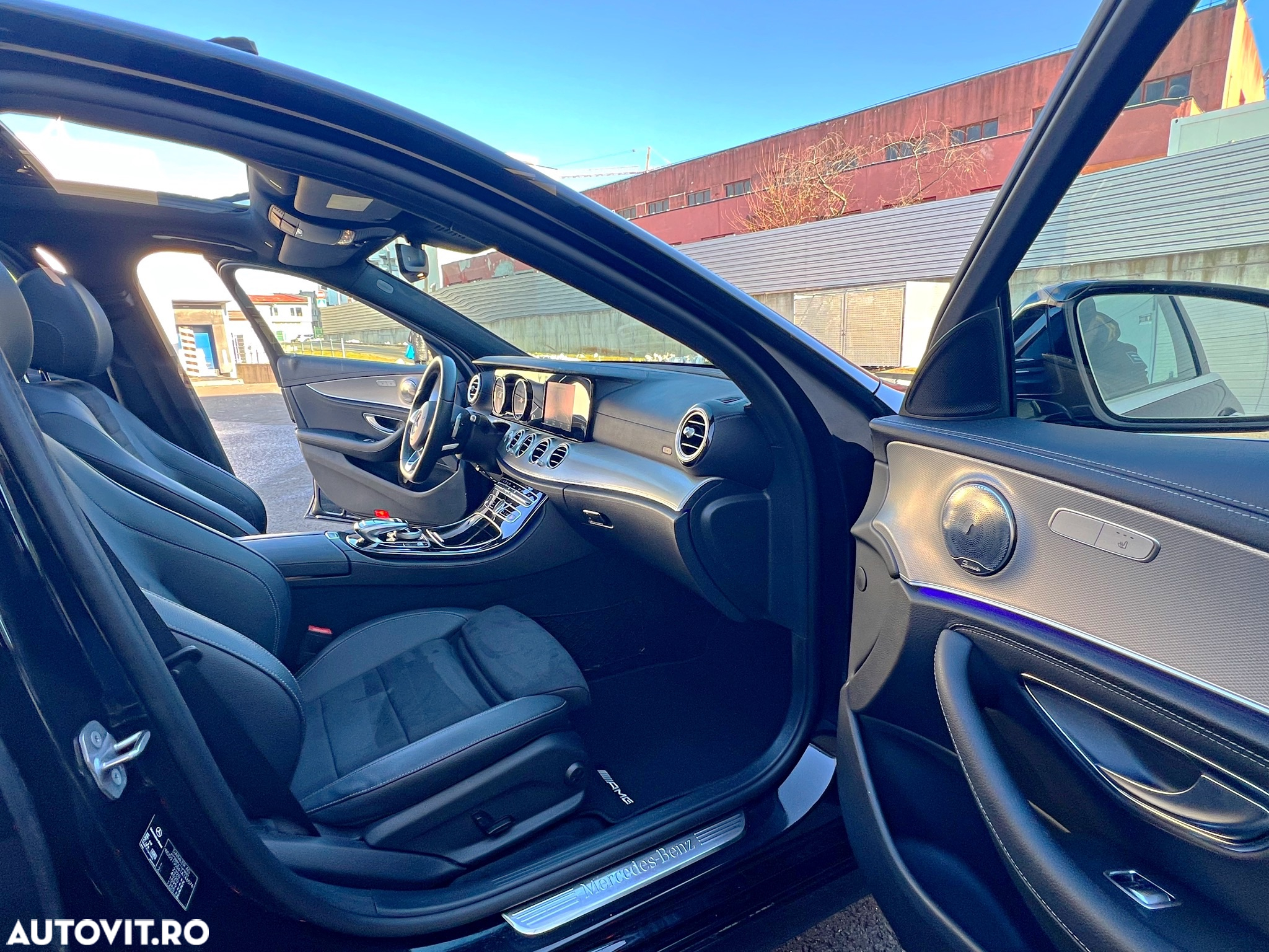 Mercedes-Benz E 220 d 9G-TRONIC AMG Line - 7