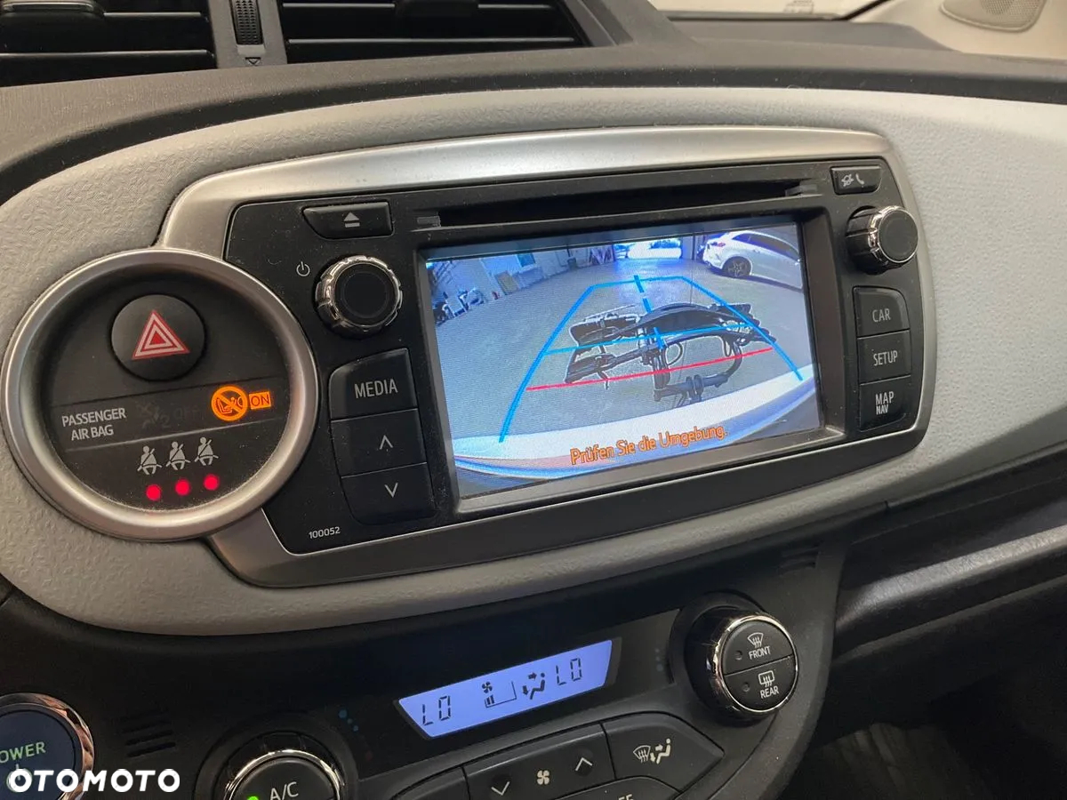 Toyota Yaris Hybrid 1.5 VVT-i Comfort - 4
