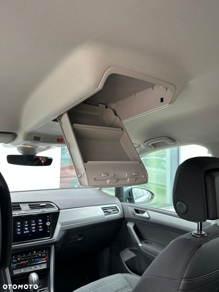 Volkswagen Touran 1.5 TSI EVO Comfortline Plus DSG - 19