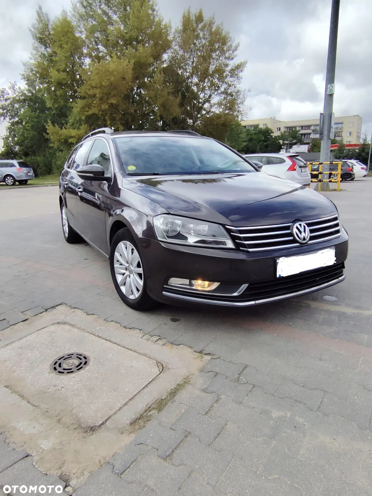 Volkswagen Passat 1.6 TDI DPF BlueMot Comfortline - 2