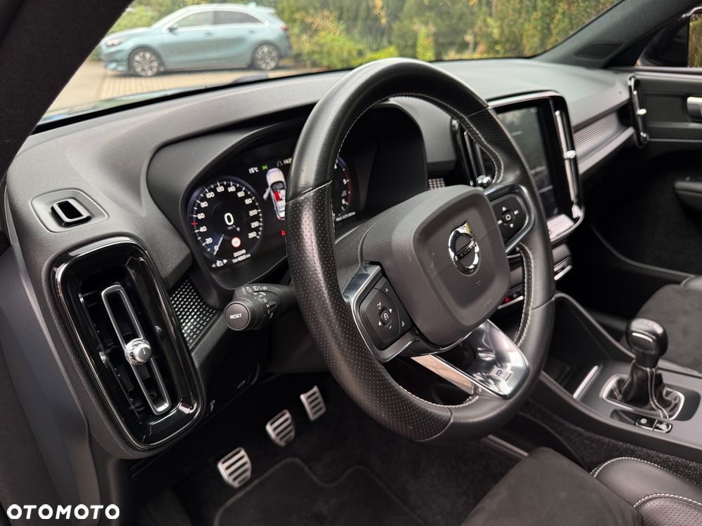 Volvo XC 40 D3 R-Design - 6