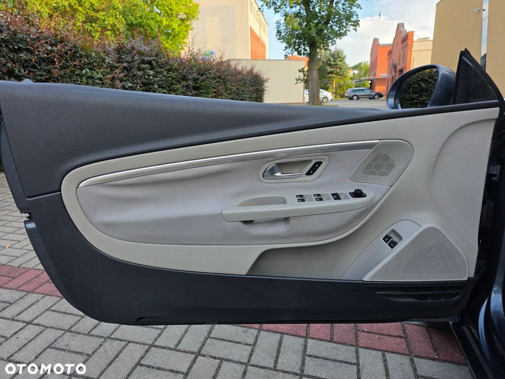 Volkswagen Eos - 23
