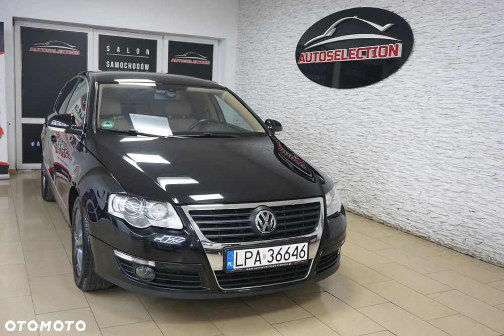 Volkswagen Passat 2.0 TDI DSG Comfortline - 1