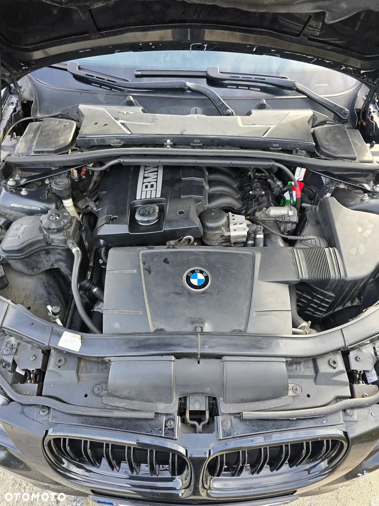 BMW Seria 3 318i - 7