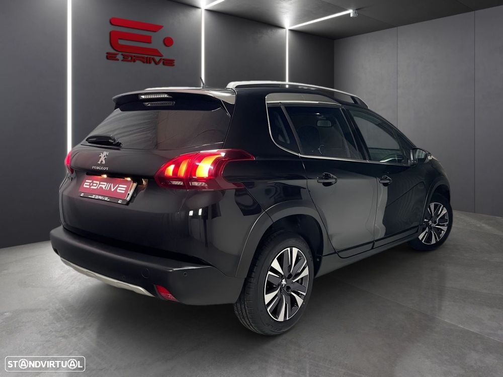 Peugeot 2008 1.2 PureTech Allure EAT6 - 7