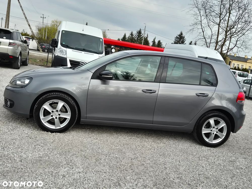 Volkswagen Golf 2.0 TDI DPF DSG MATCH - 6