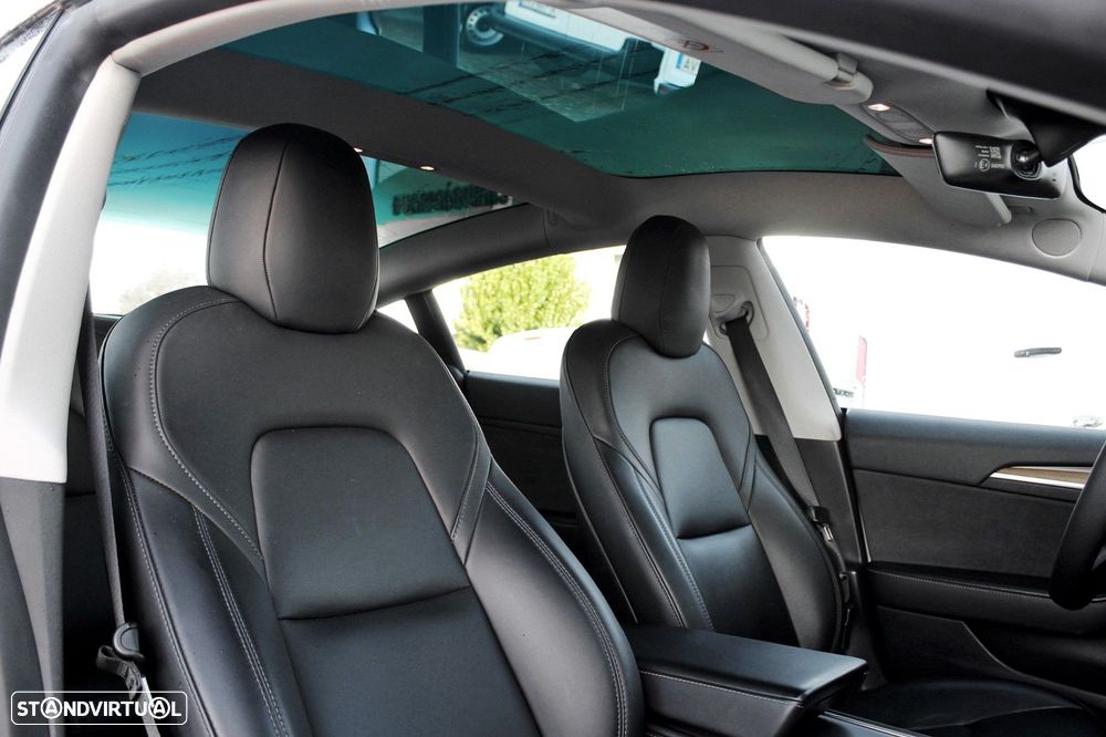 Tesla Model 3 Long Range Tração Traseira - 25