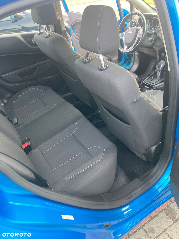 Ford Fiesta - 10