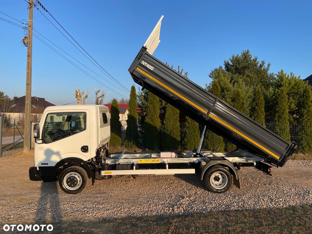 Nissan Cabstar NT400 - 33