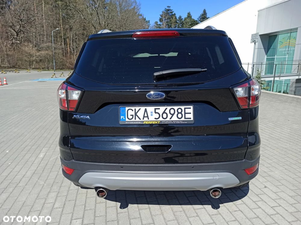 Ford Kuga - 4