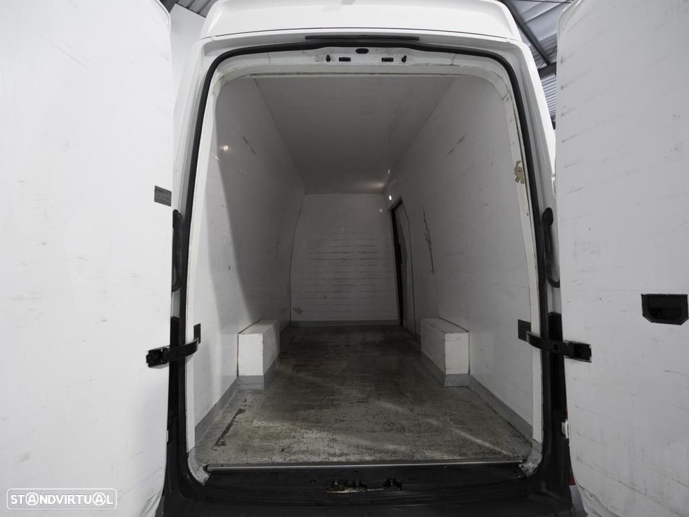 VW Crafter 2.0 TDI L5H4 c/IVA - 8