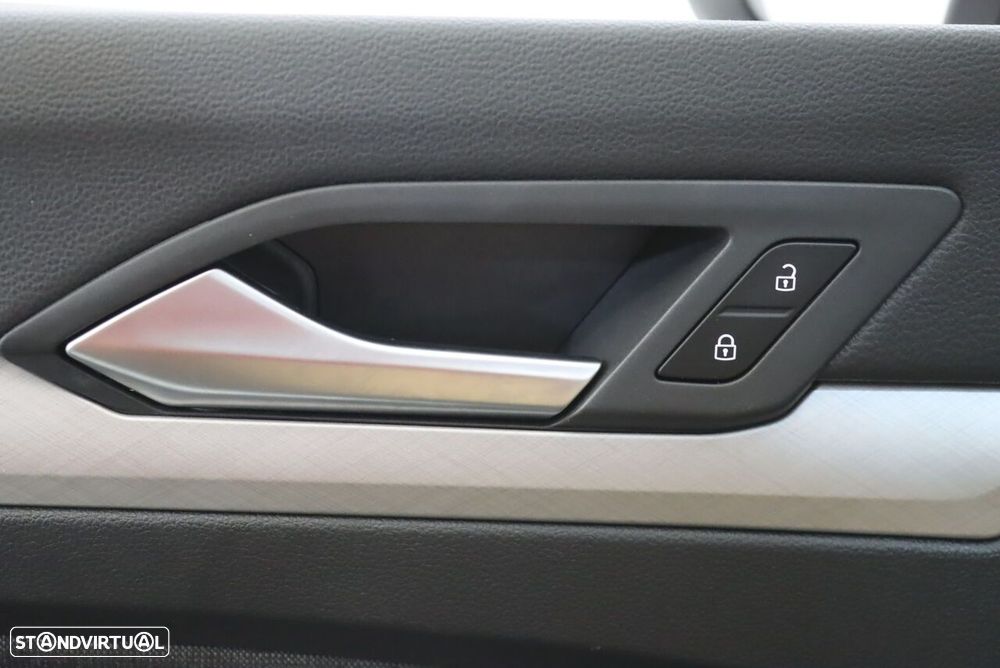 VW Golf 1.0 TSI Life - 15