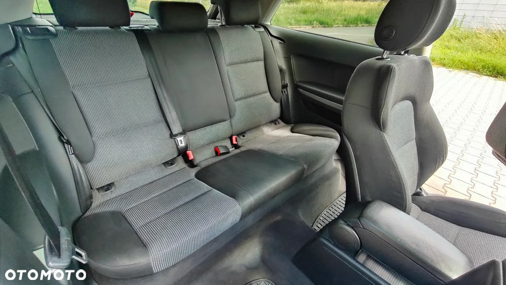 Audi A3 3-drzwiowe 1.8 TFSI Ambition - 12