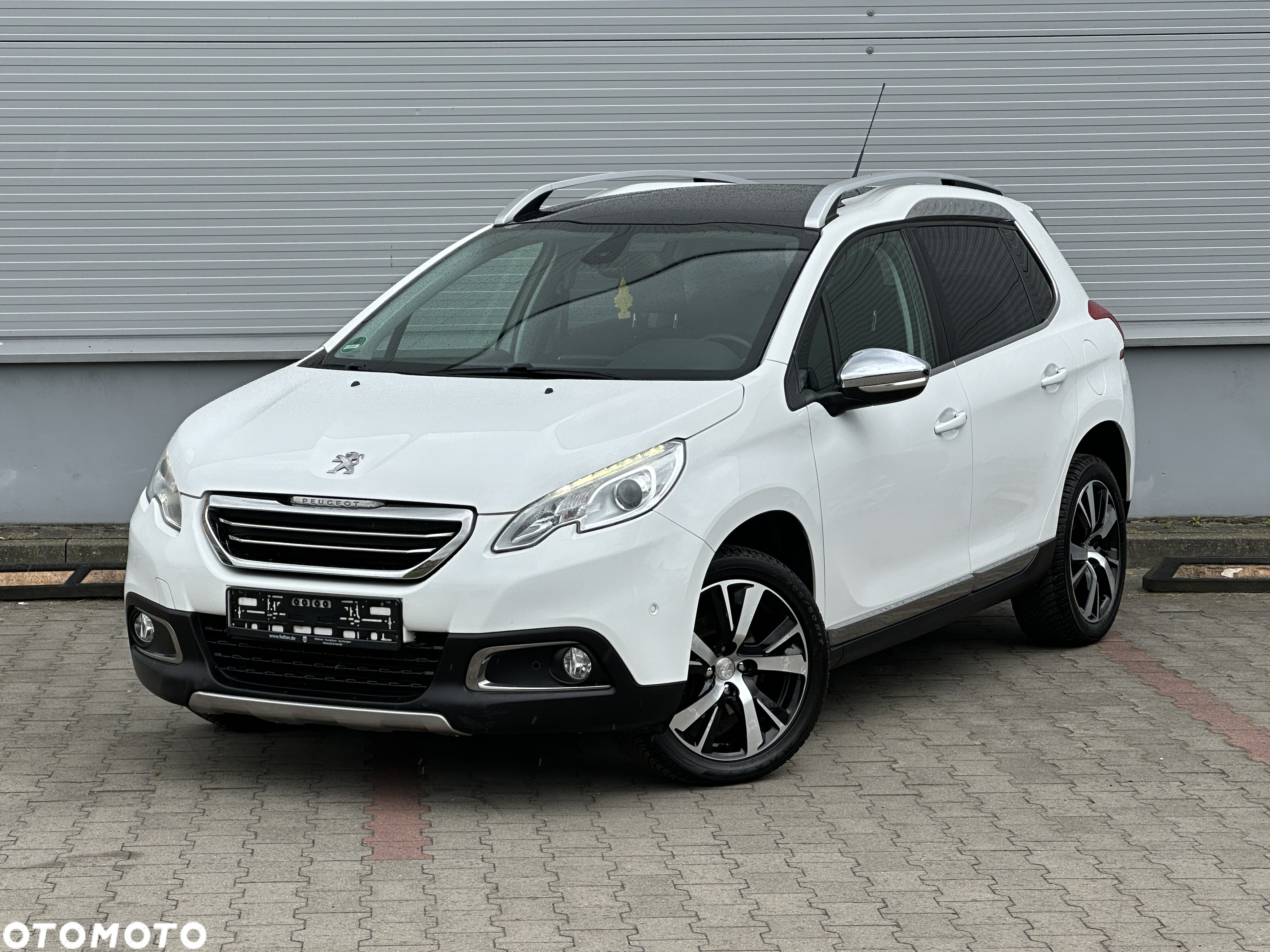 Peugeot 2008 1.6 BlueHDi Allure - 3