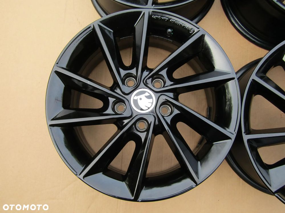4x Felgi 16 Skoda Octavia II III IV Karoq VW T-ROC T Roc Jetta Golf V VI VII Touran Caddy Jetta Seat Ateca Leon Ateca 6 j 5x112 ET43 - 8