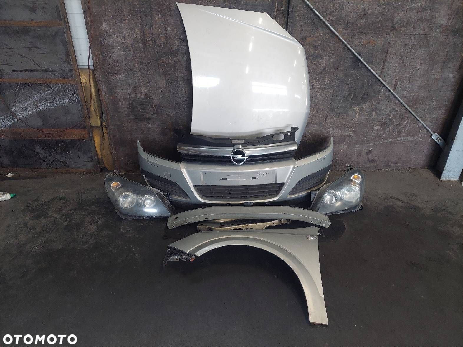 KOMPLETNY PRZÓD MASKA ZDERZAK BŁOTNIKI LAMPY OPEL ASTRA H Z167 - 1
