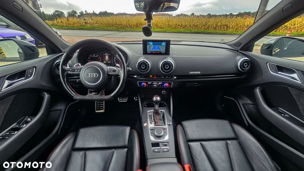 Audi RS3 Sportback Standard - 15