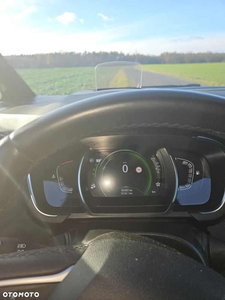 Renault Grand Scenic - 9