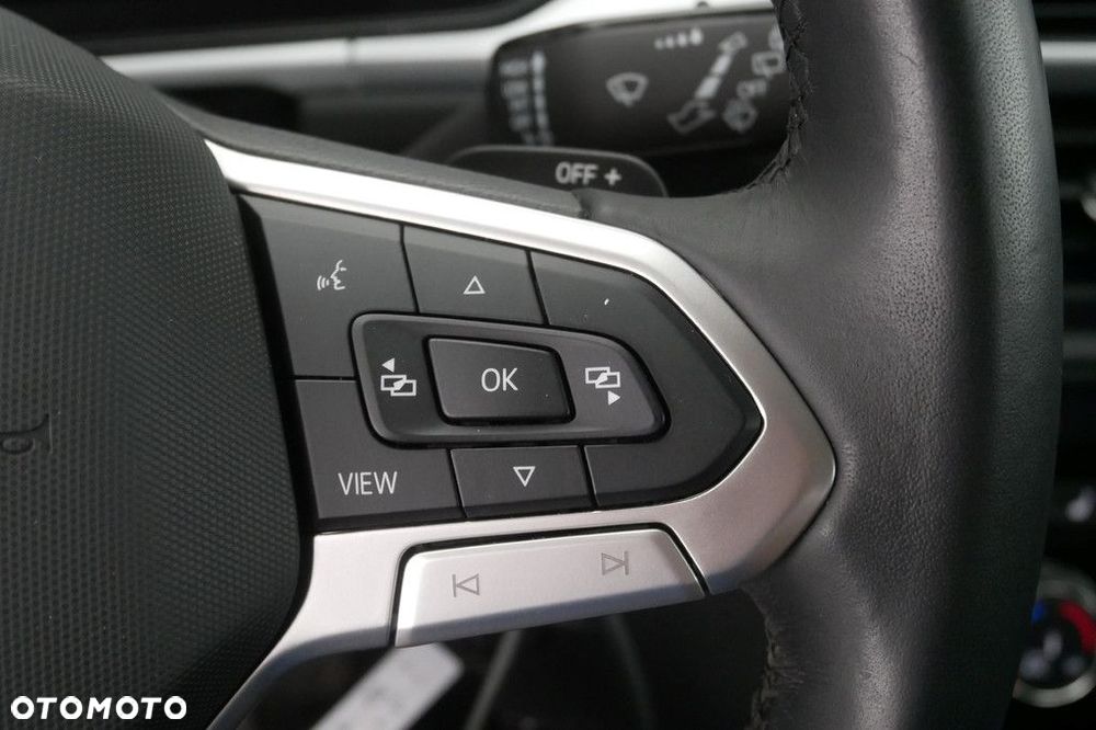 Volkswagen T-Roc 1.5 TSI Life DSG - 23