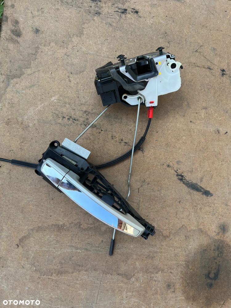 Opel Zafira C zamek drzwi przednich przód prawyy - 2