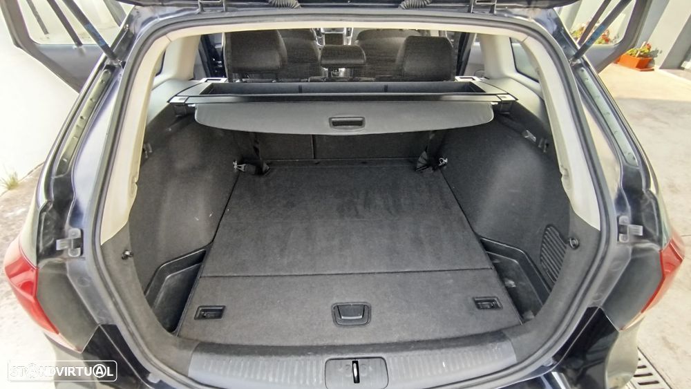 Chevrolet Cruze SW 1.7 VCDi LTZ - 22