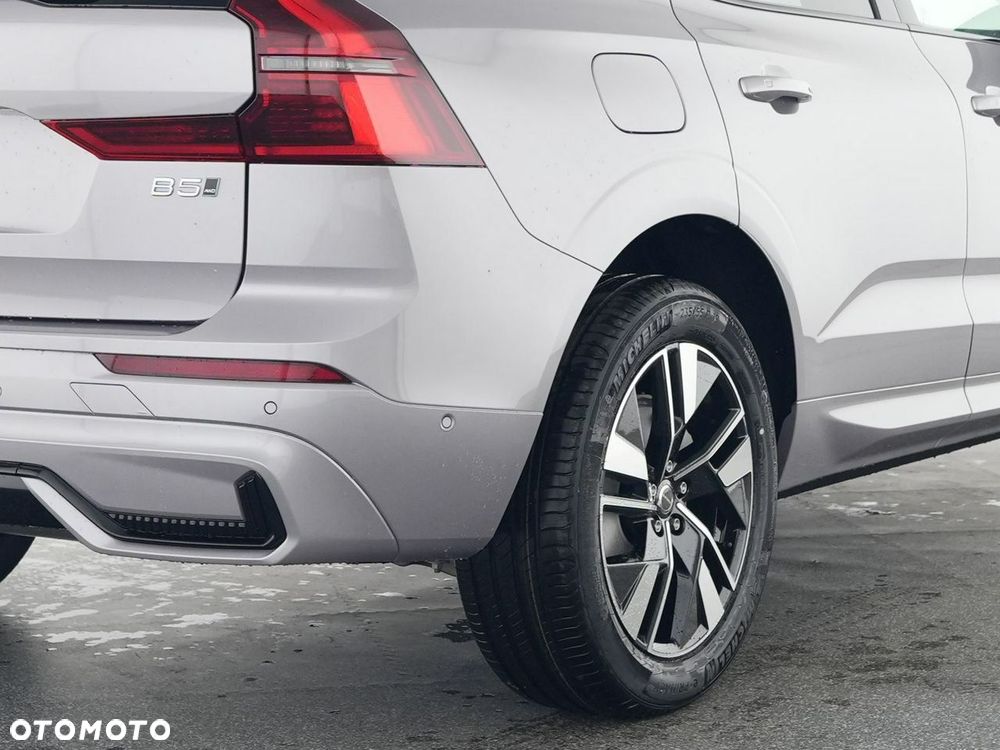 Volvo XC 60 B5 B AWD Plus Dark - 11