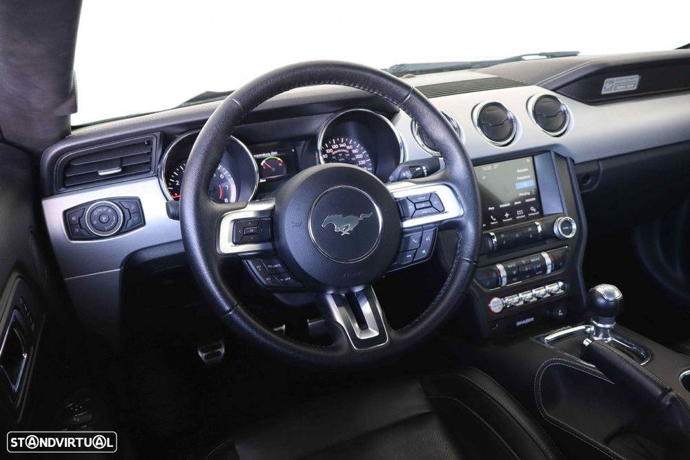 Ford Mustang 2.3i EcoBoost - 13