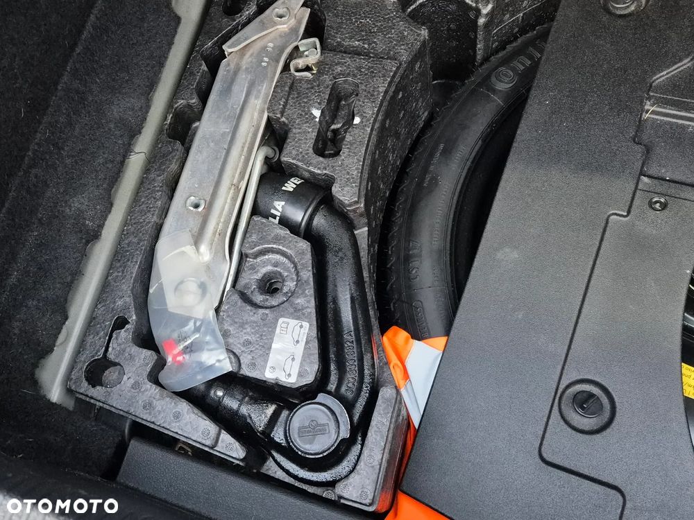 Volkswagen CC ver-2-0-blue-tdi-scr - 31