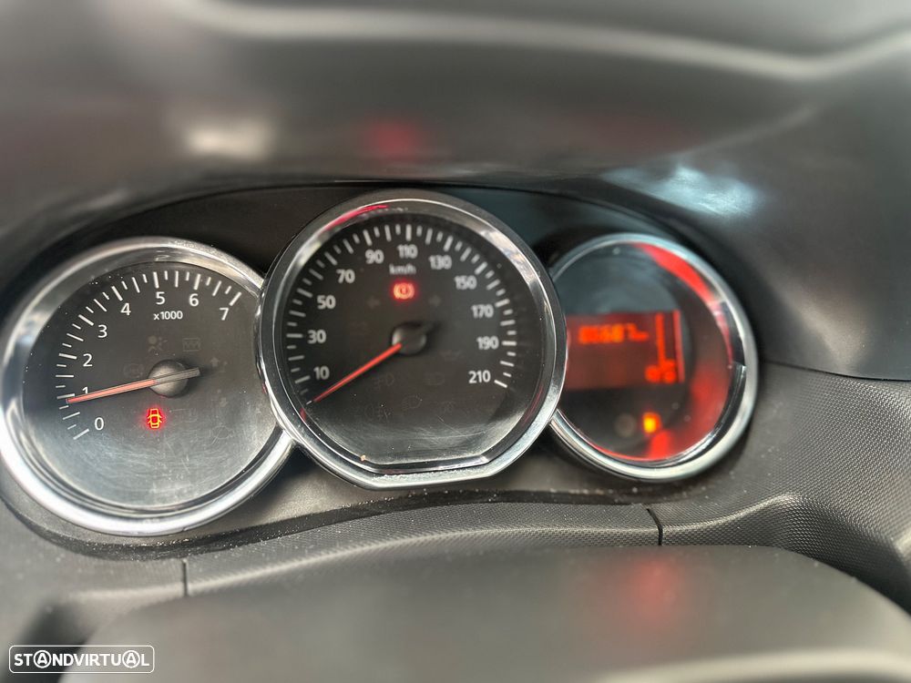 Dacia Duster 1.2 TCe Pack - 23