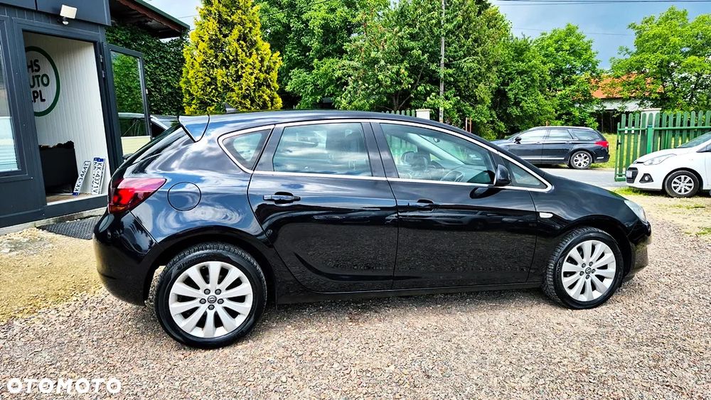 Opel Astra 1.4 T Cosmo - 12