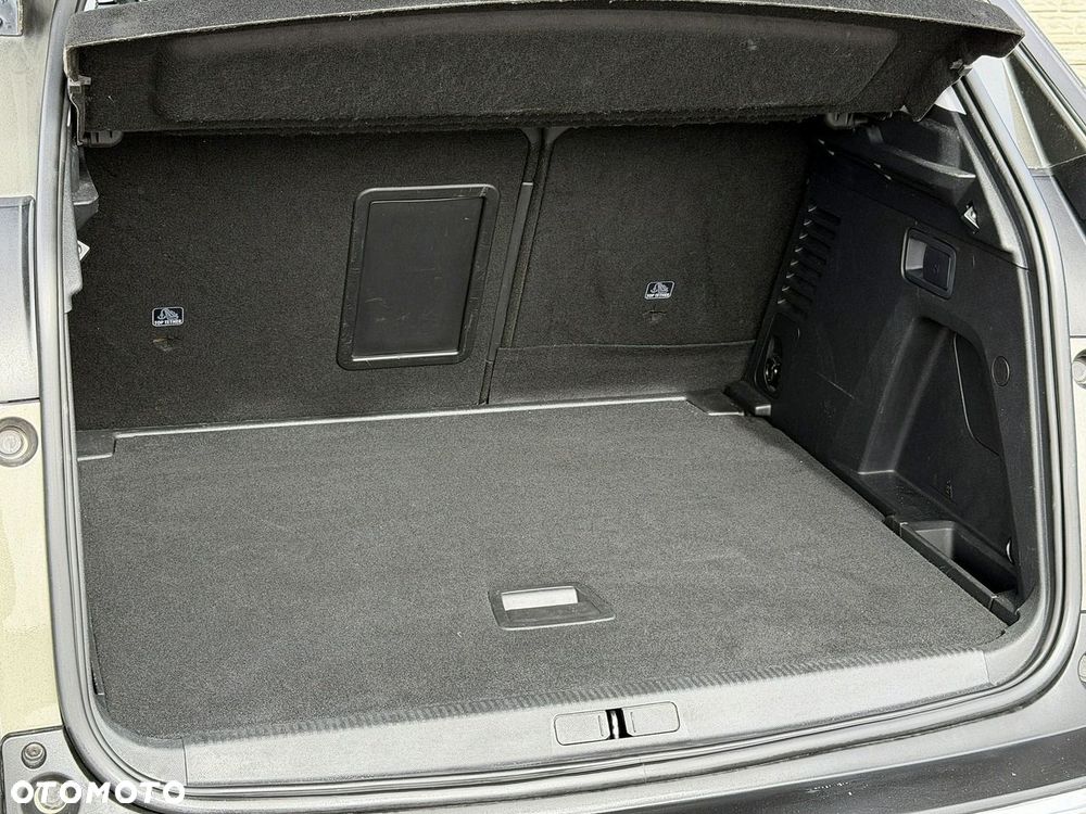 Peugeot 3008 1.6 BlueHDi Allure S&S - 19