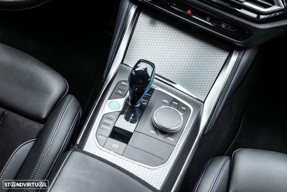 BMW i4 eDrive40 Desportiva M - 25