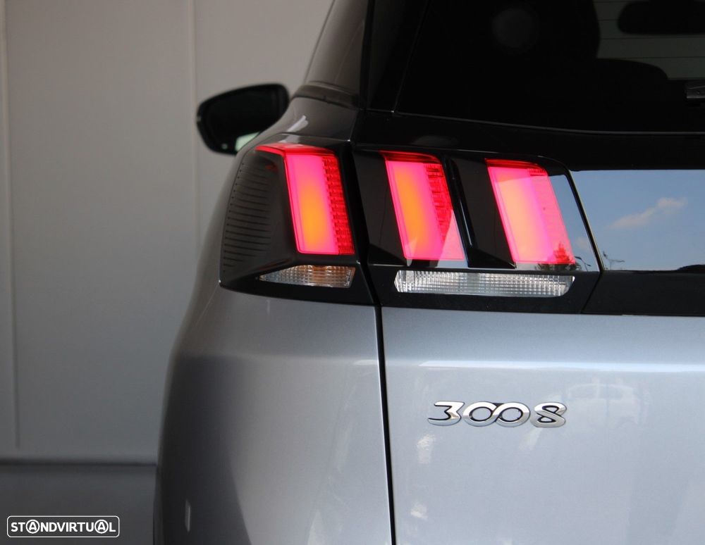 Peugeot 3008 PureTech 130 Stop & Start GPF EAT8 Active - 26