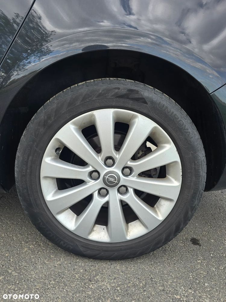 Opel Astra 2.0 CDTI Cosmo S&S - 11