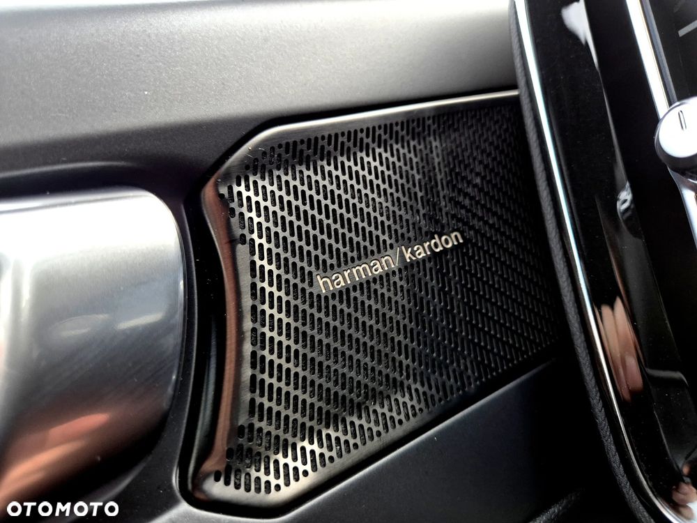 Volvo XC 40 T3 R-Design - 10