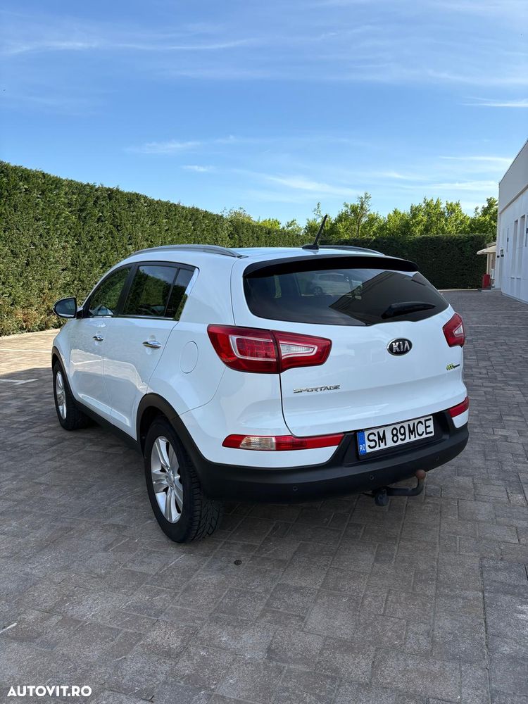 Kia Sportage 1.7 DSL MT 4x2 PREMIUM - 10