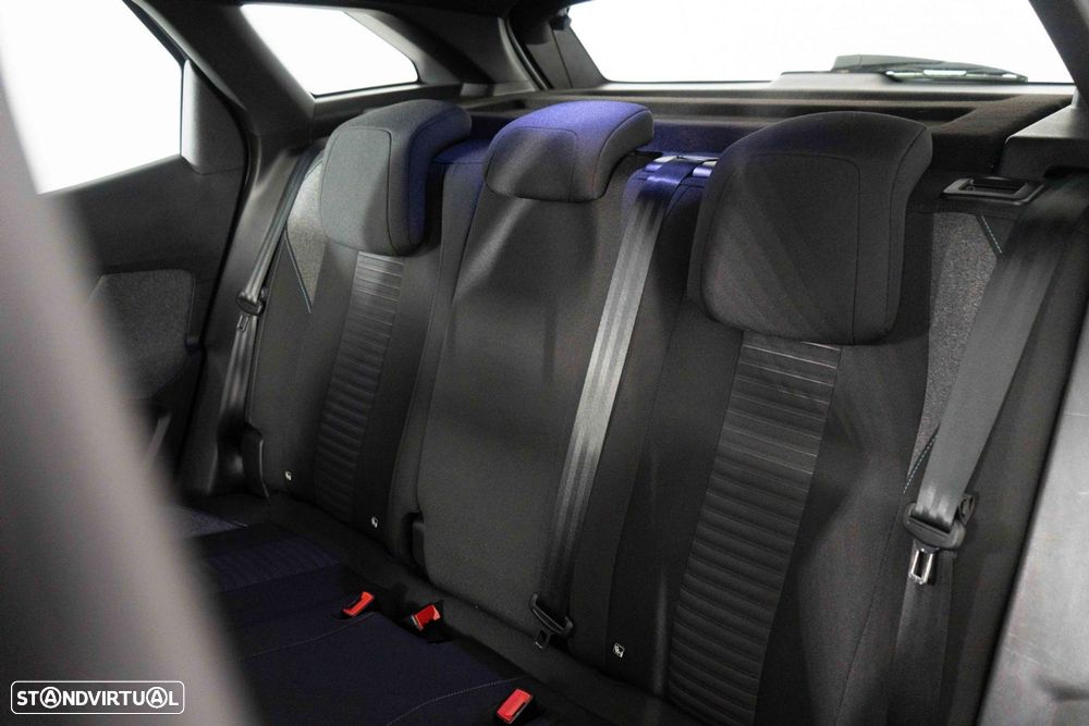 Peugeot 3008 1.6 Hybrid Active Pack e-EAT8 - 11