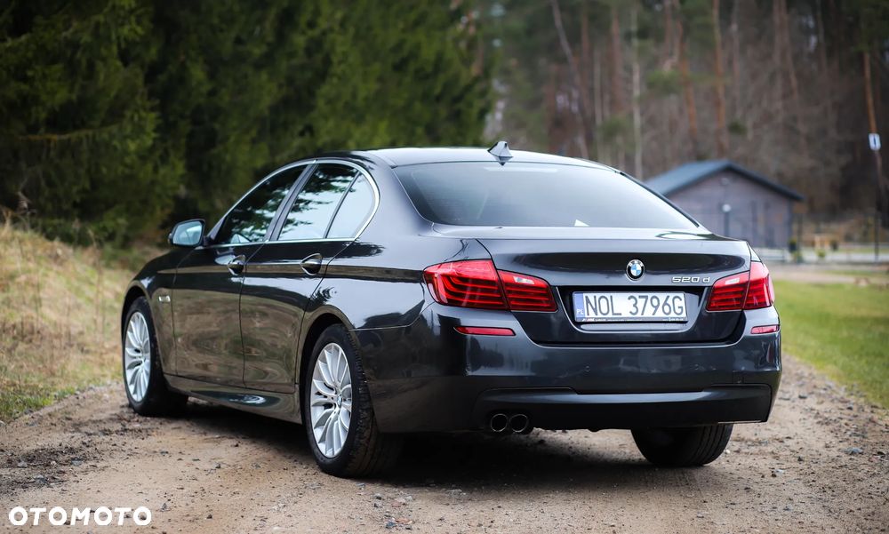 BMW Seria 5 520d - 4