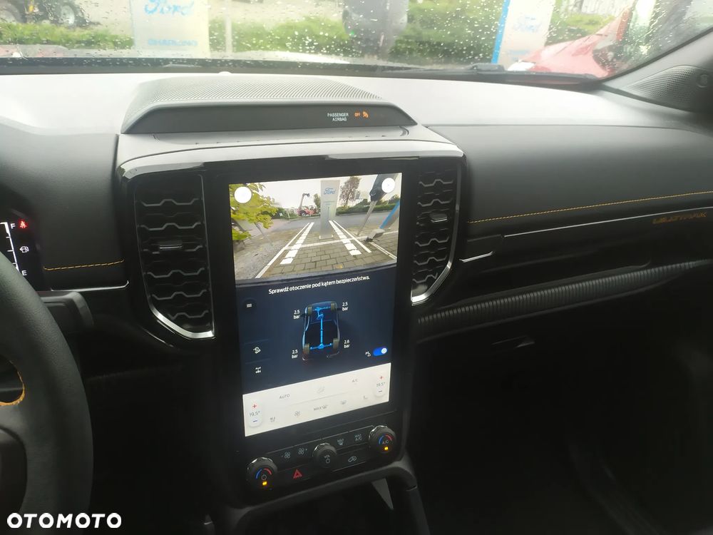 Ford Ranger D/cab - 14