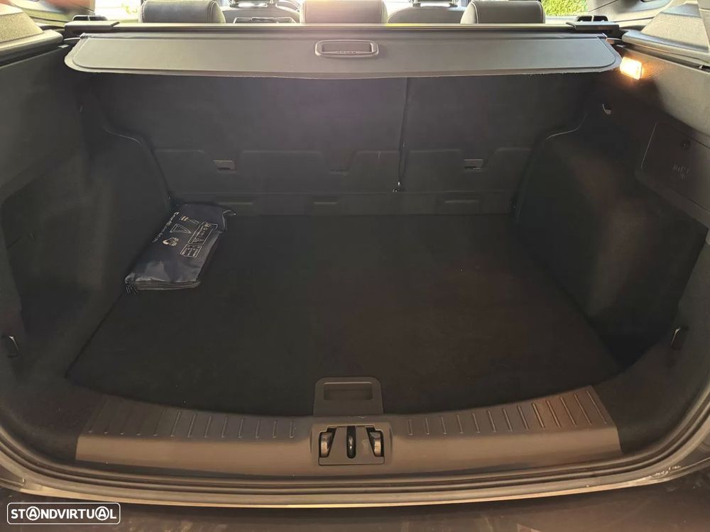 Ford Kuga 1.5 TDCi ST-Line - 23