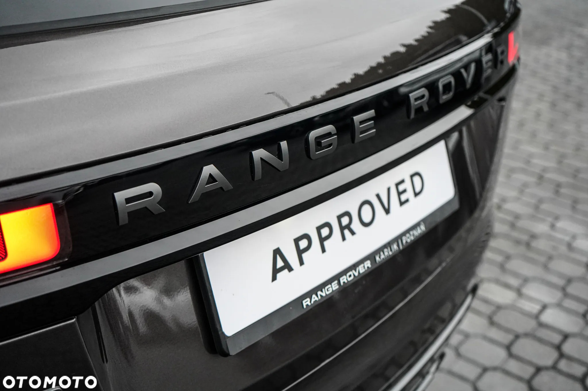 Land Rover Range Rover Velar D200 Dynamic SE - 9